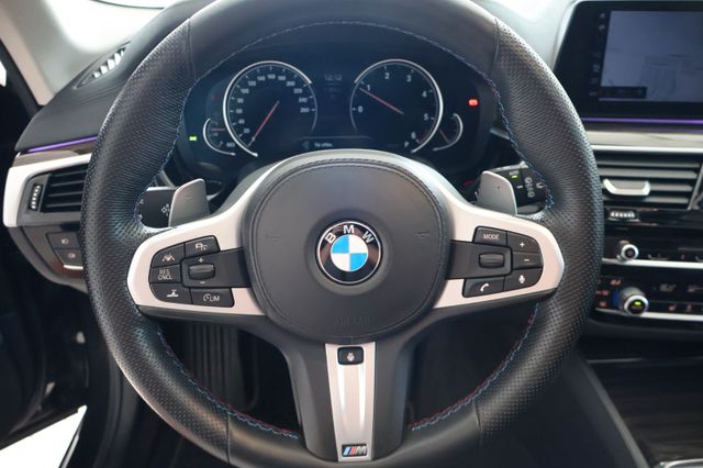 BMW 520d Touring Luxury Line Pano ACC HUD 360Kamera