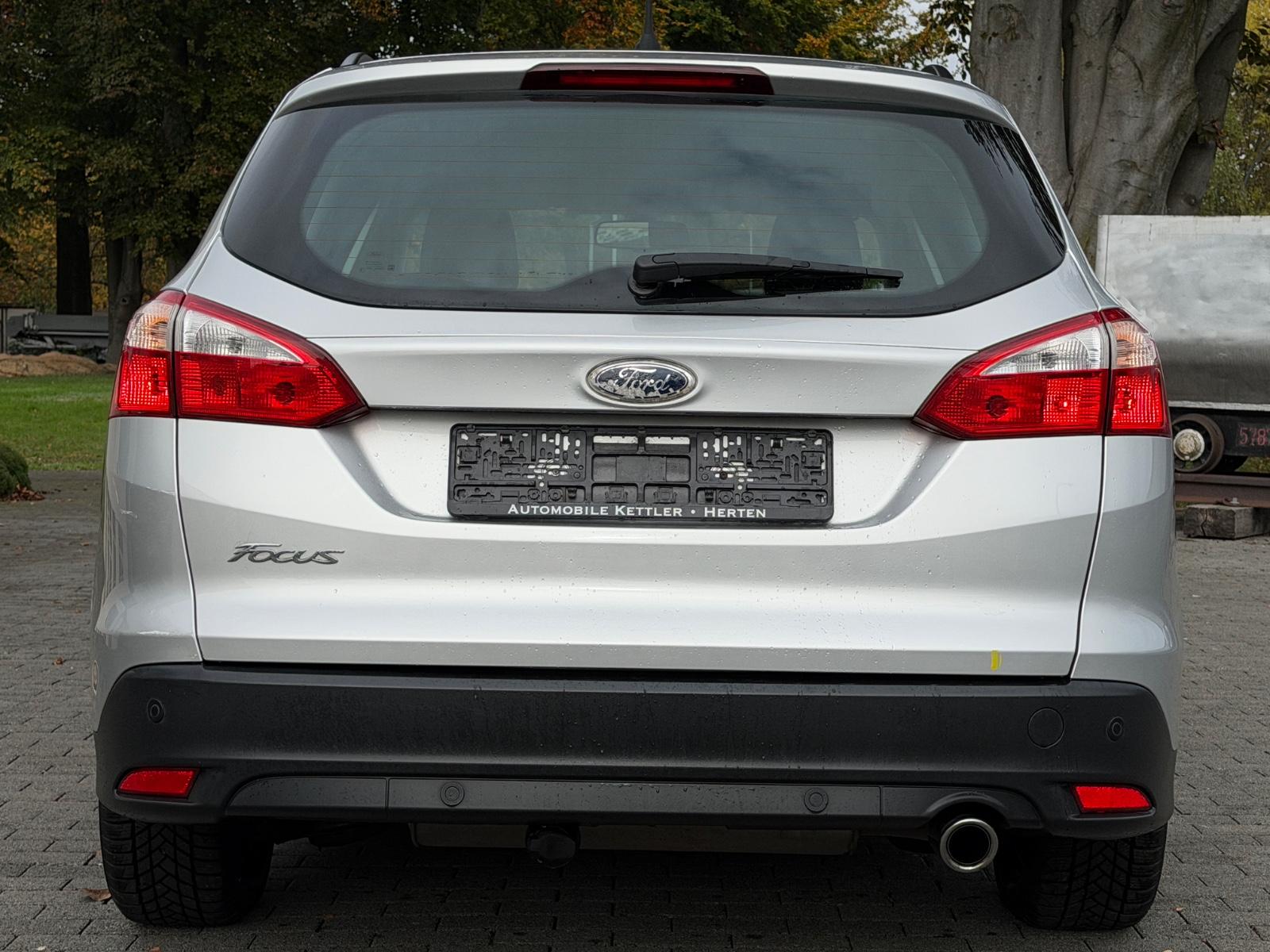 Ford Focus 2014 — photo 6