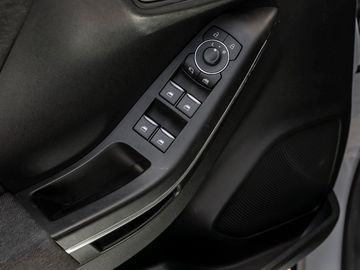 Ford Puma 1.0 Titanium Design Fernlicht-Assistent LED
