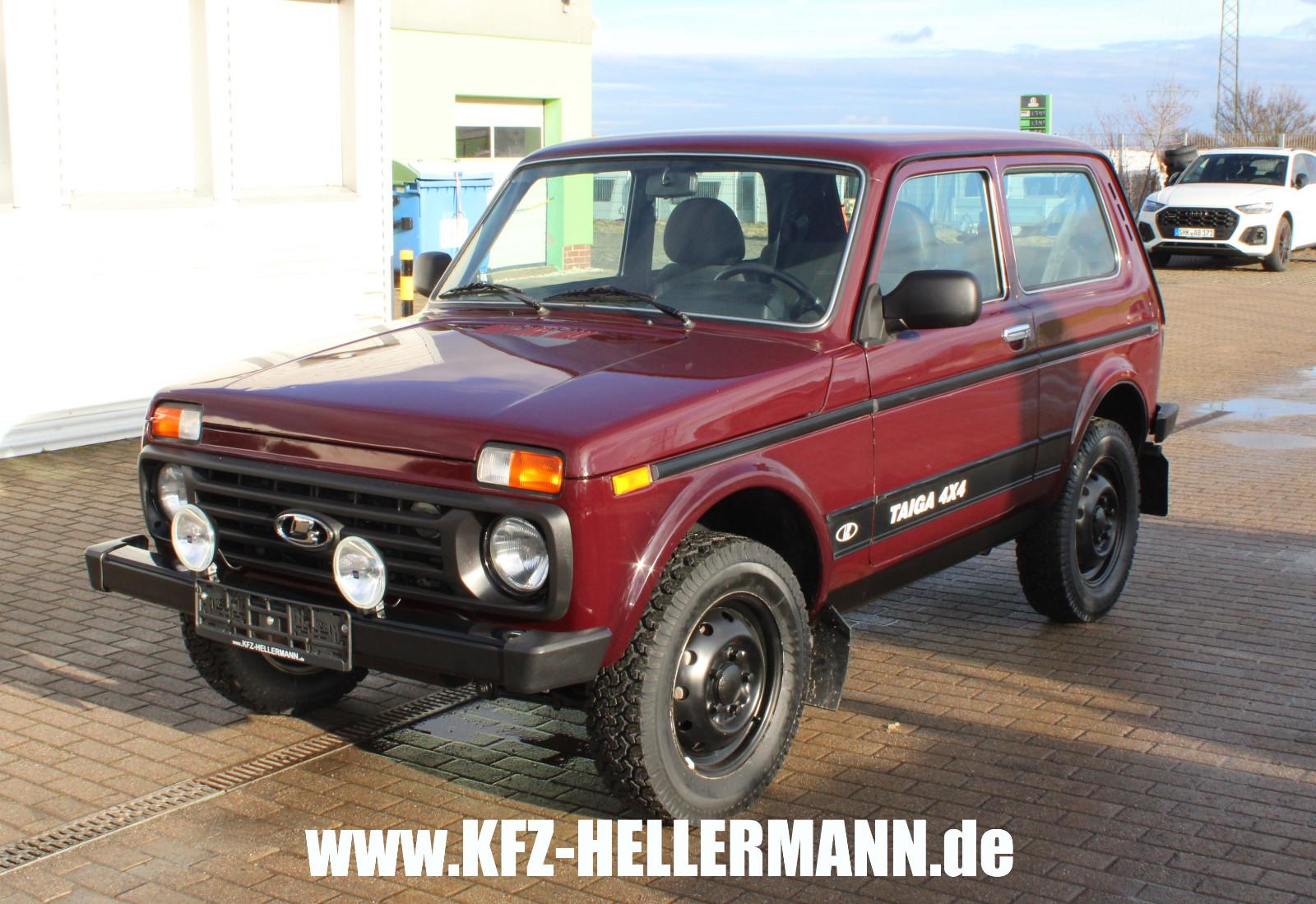 Lada Niva" Taiga" 1.7i 4x4 1Hd.-12 tKm-  sehr gepfl.