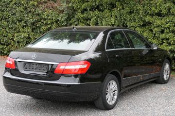 Mercedes E 220 - 9