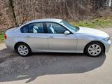 BMW 318i - Benzin - BMW 318 aus 2006: 318i