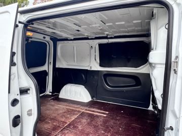 Renault Trafic - 11