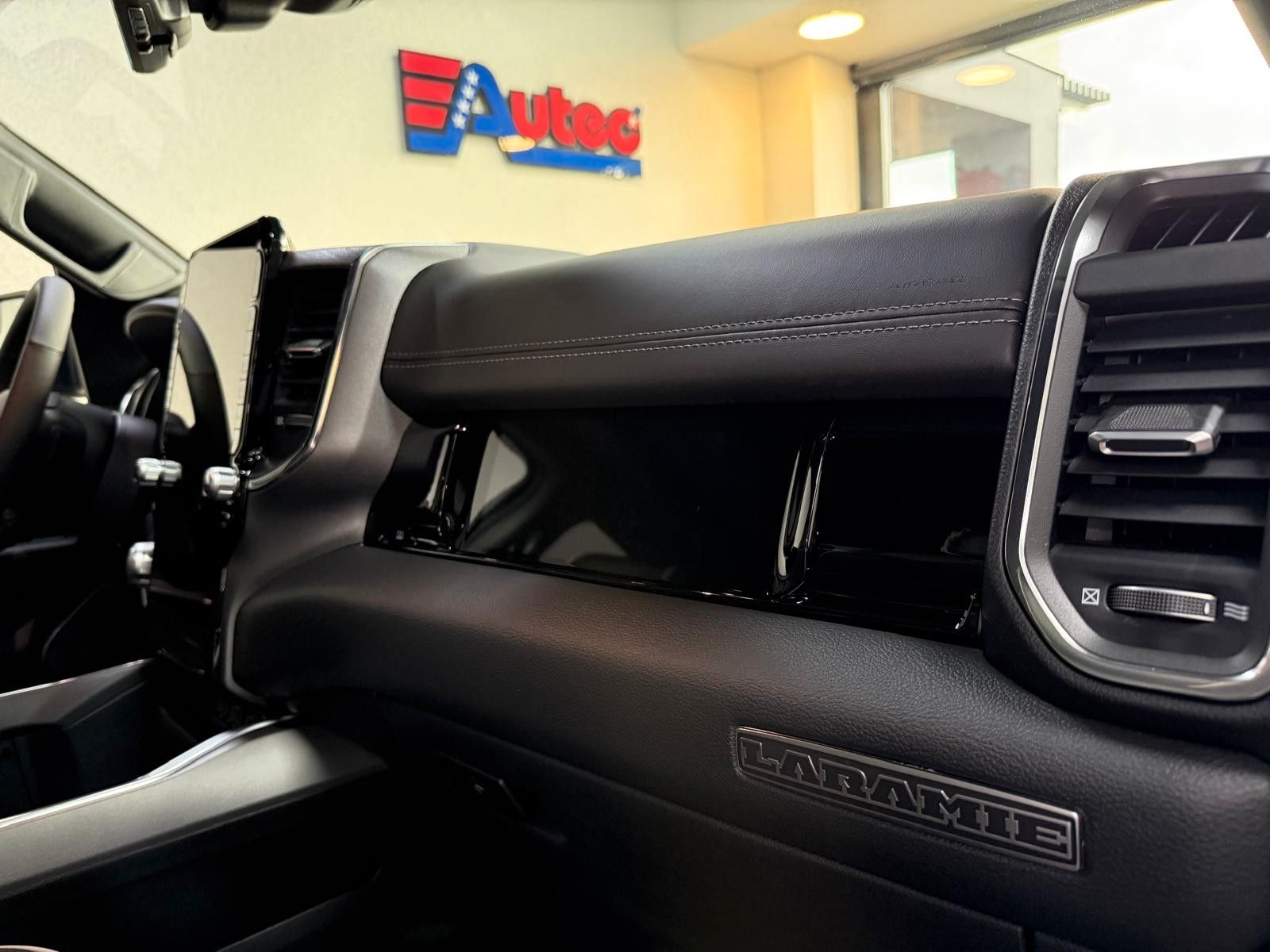 Fahrzeugabbildung Dodge RAM LARAMIE HURRICANE 3.0L-