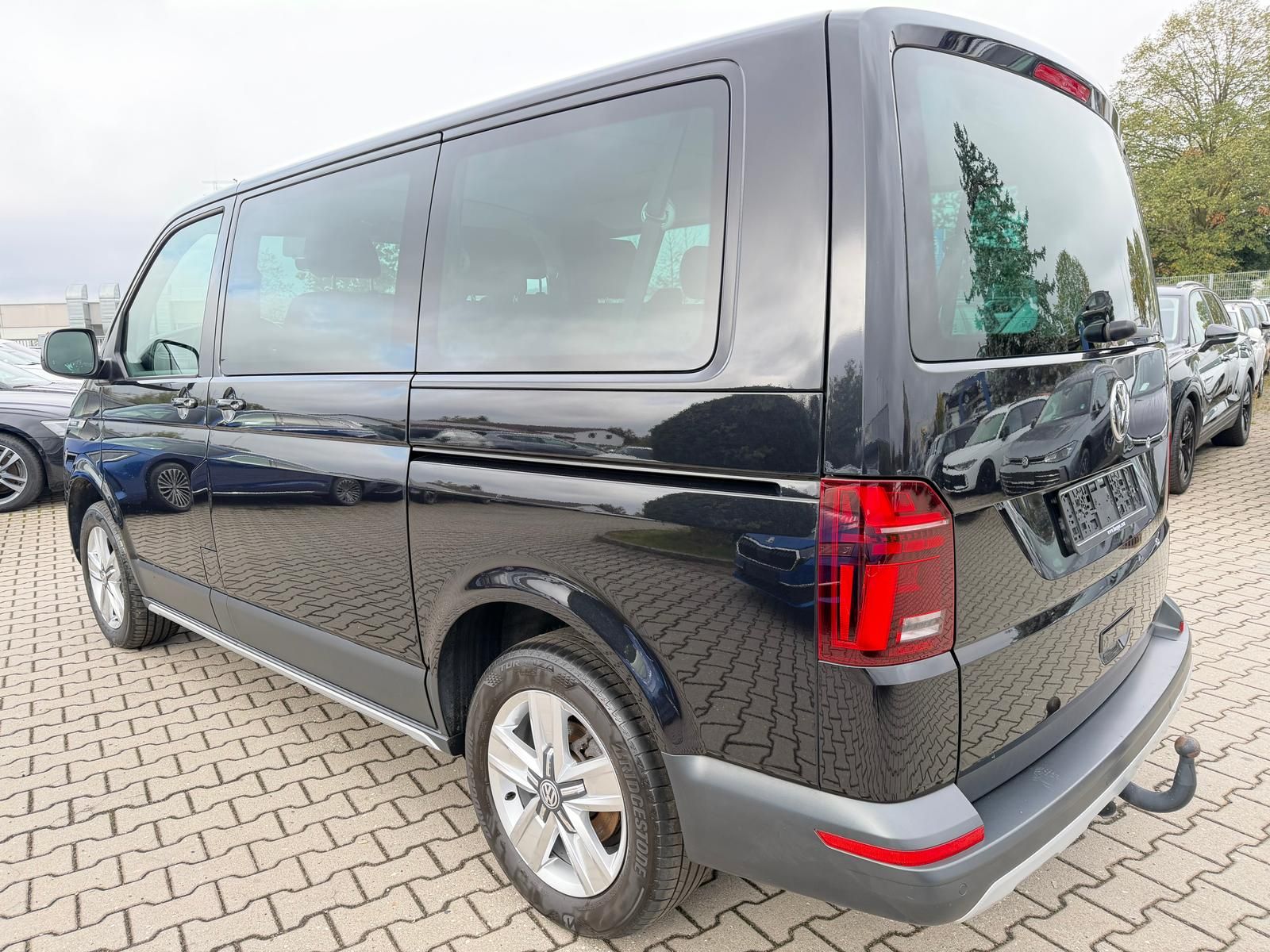 Volkswagen T6.1 Kombi "BULLI" 2.0TDI LED AHK Navi Kamera imagem 3