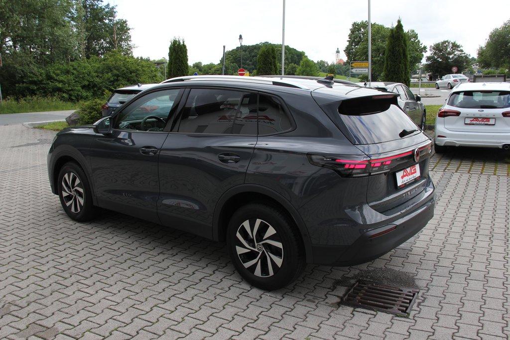 Volkswagen Tiguan 2.0 TDI 150PS LIFE LED Winterp CAM Design