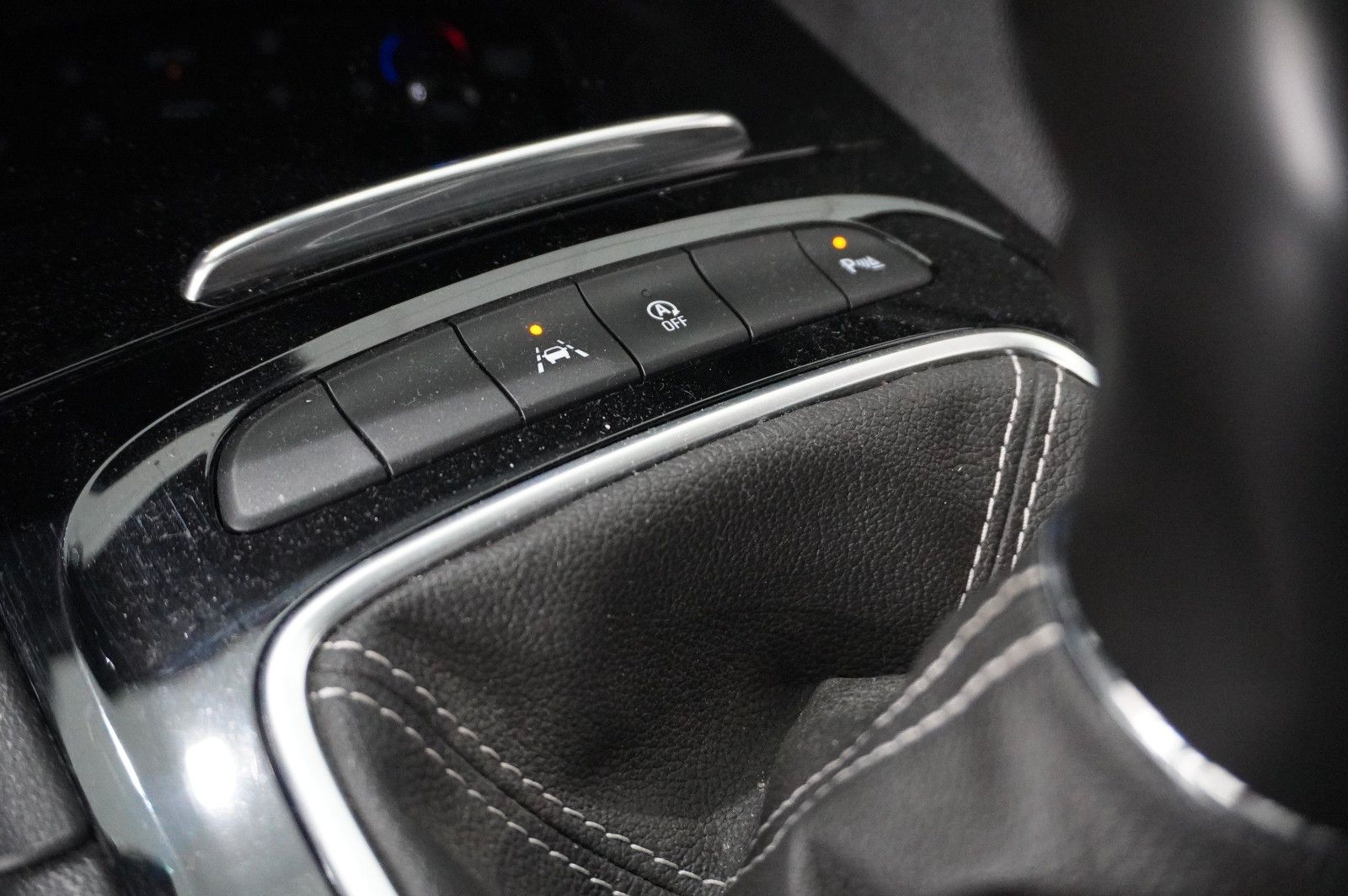 Fahrzeugabbildung Opel Insignia B ST 1.5D ELEGANCE NAVI/LED/KAMERA/DAB+