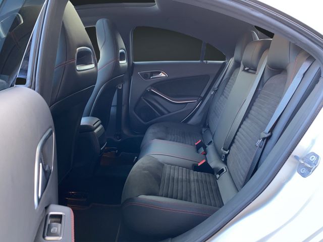 Mercedes-Benz CLA 220
