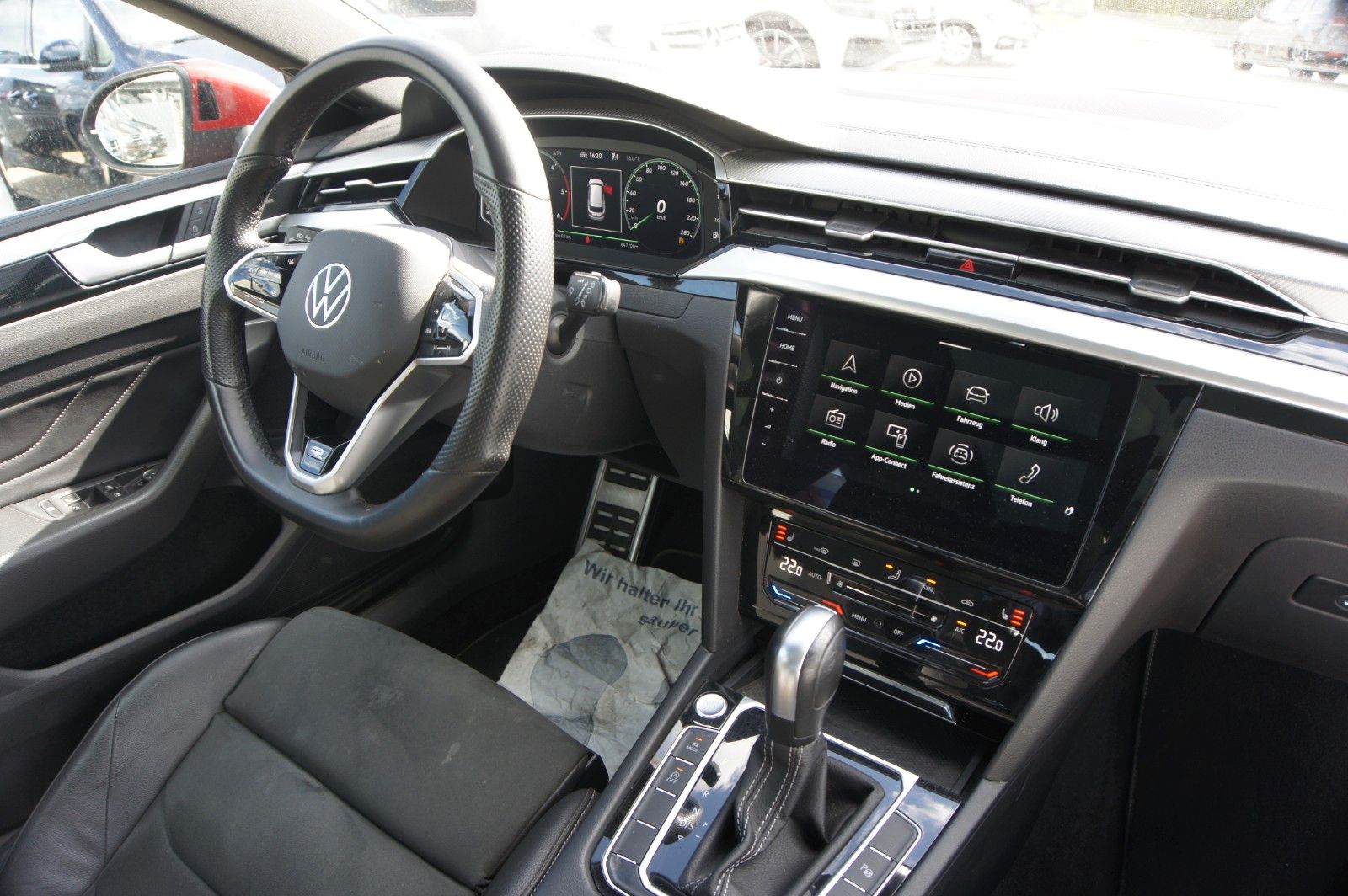 Fahrzeugabbildung Volkswagen Arteon Shooting Brake 2.0 TDI R-Line MATRIX PANO