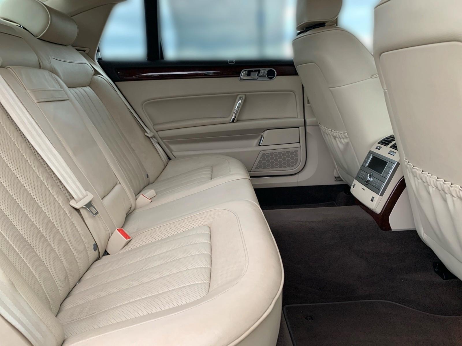 Volkswagen Phaeton V6 TDI 4Motion lang/BiXenon/Navi/Leder