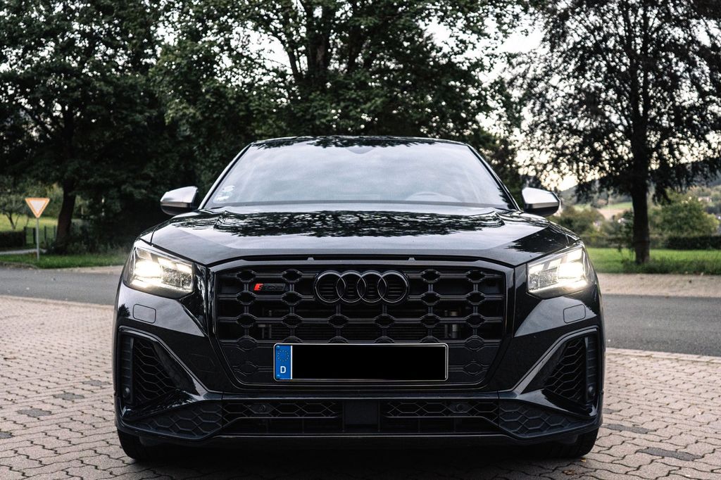 Image of Audi SQ2