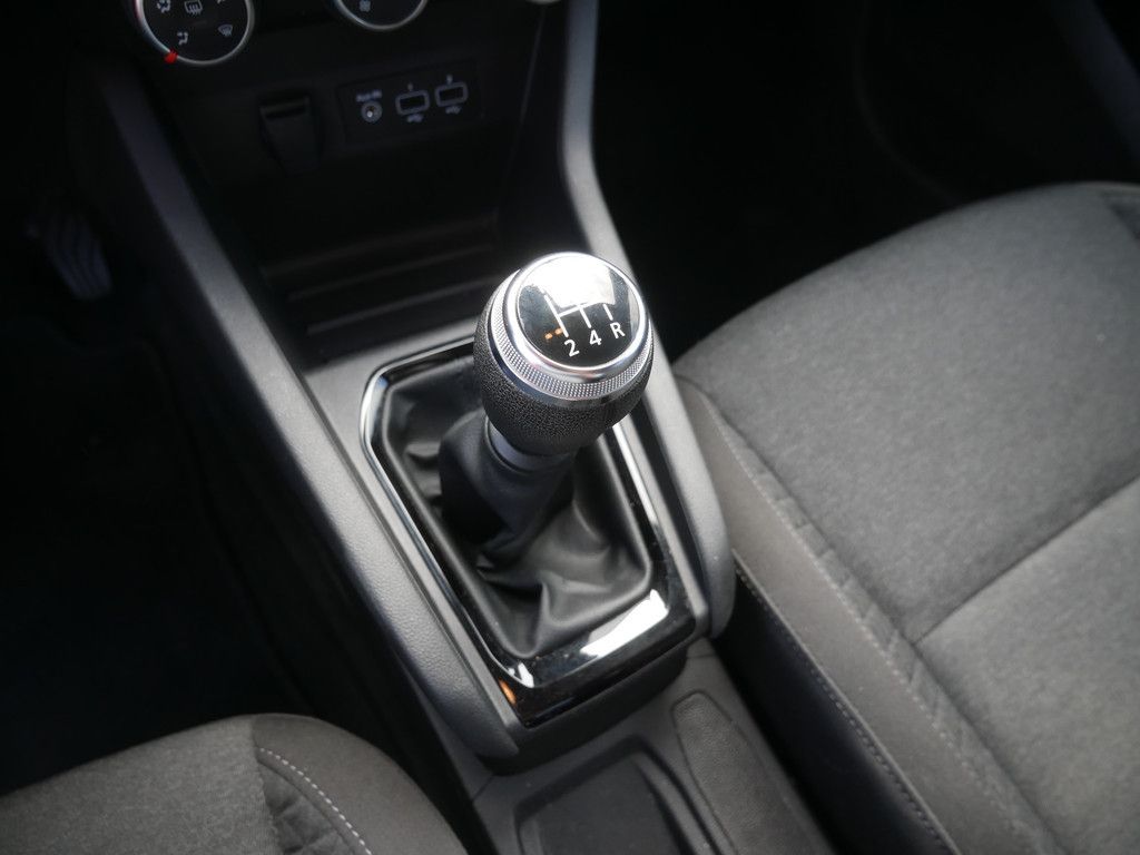 Fahrzeugabbildung Renault Clio Equilibre SCe 65 KLIMA PDC LED SCHEINWERFER