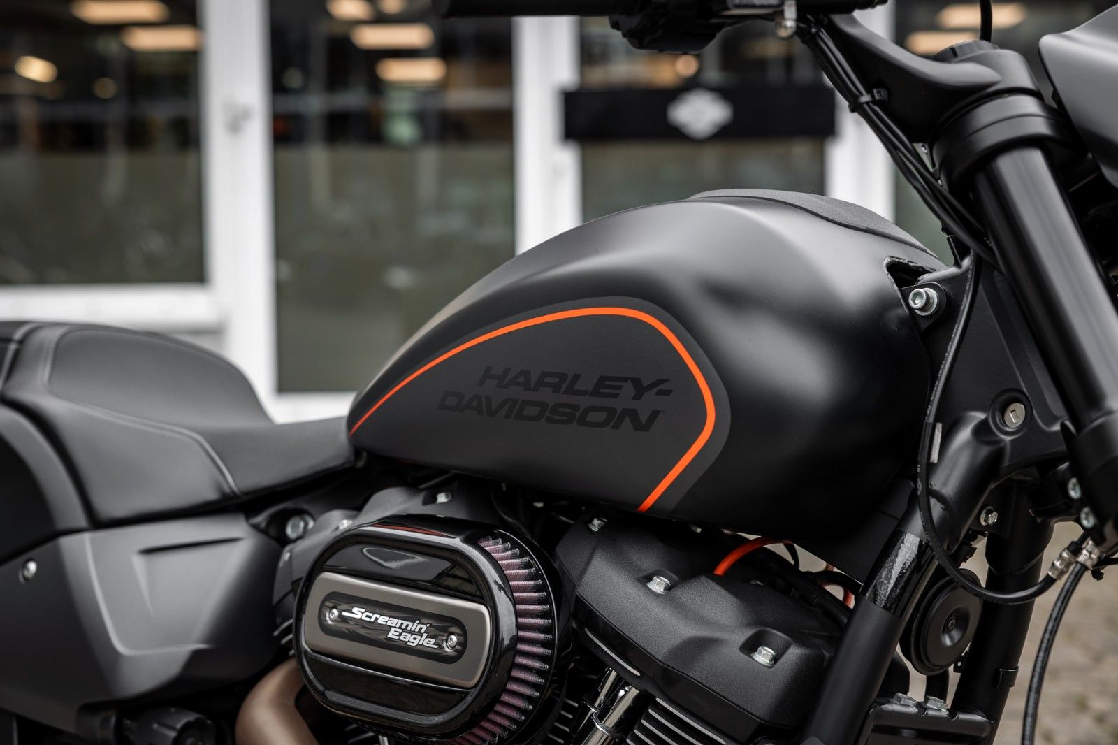 Fahrzeugabbildung Harley-Davidson FXDR 114 CUI - SCREAMIN' EAGLE