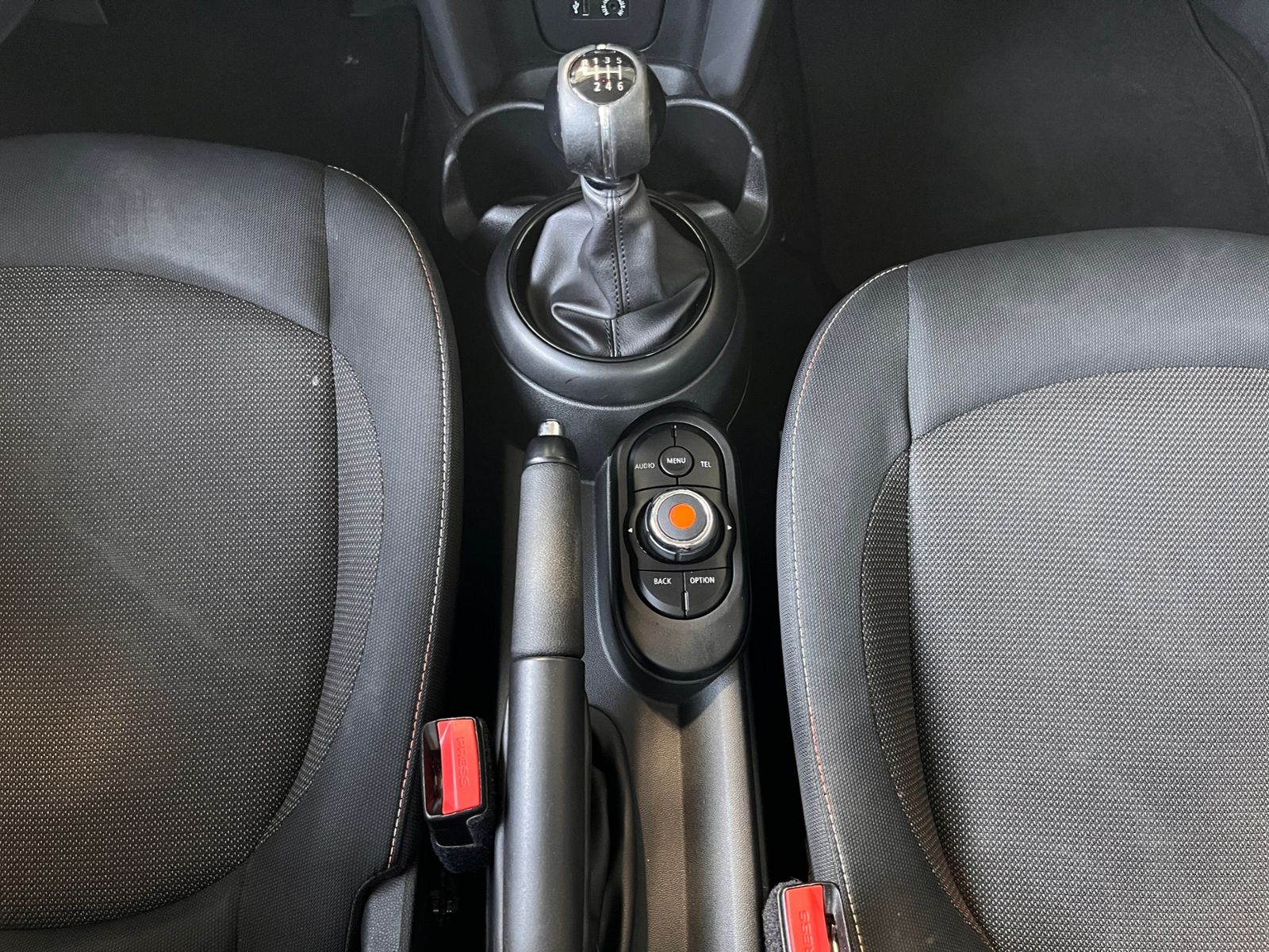 Fahrzeugabbildung MINI Cooper KLIMA PDC SHZ ALU