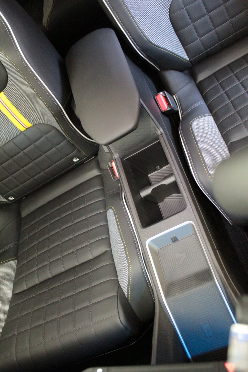Fahrzeugabbildung Renault R 4 E-Tech 150 Comfort Range Iconic *Vollausst.*