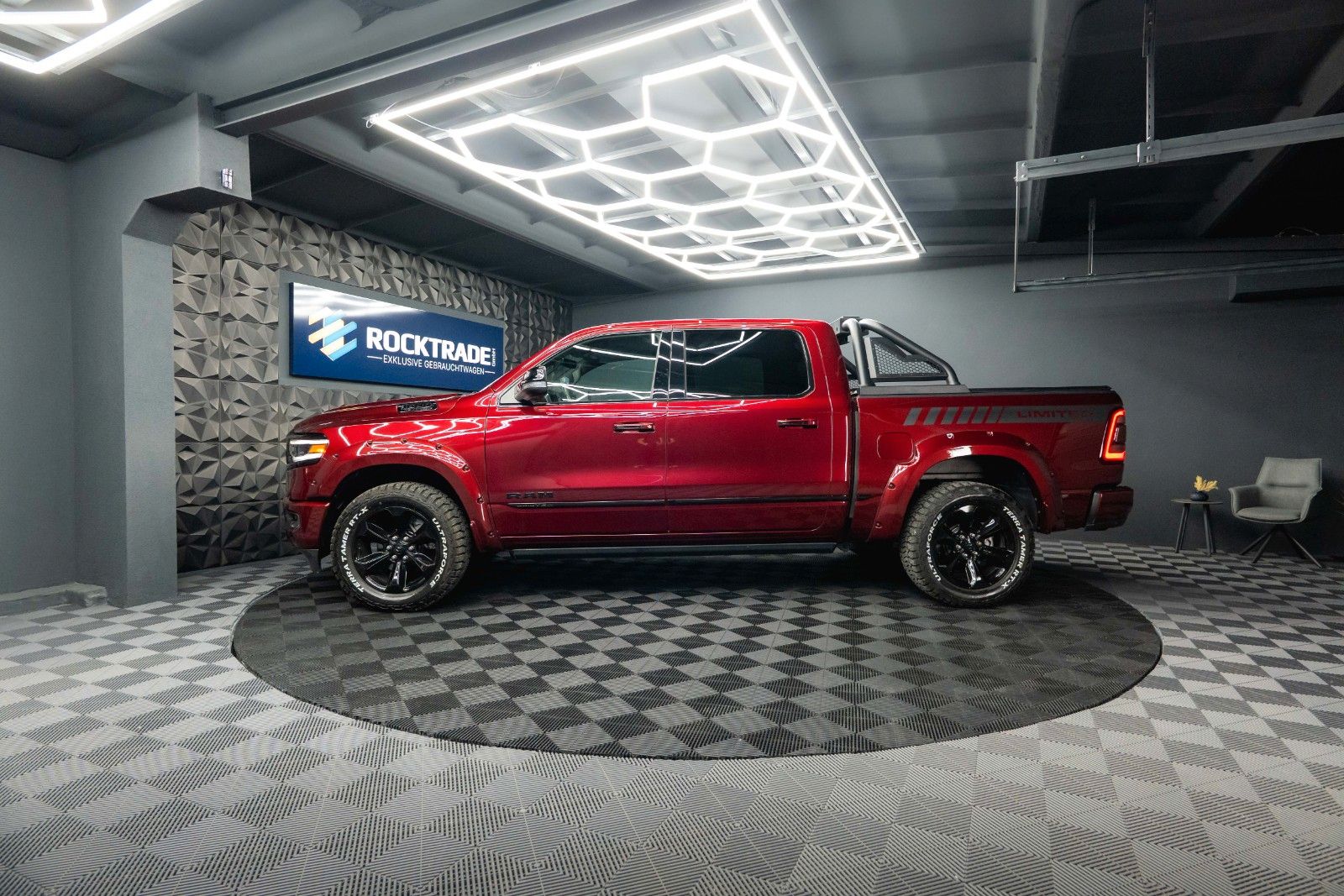Fahrzeugabbildung Dodge RAM 5.7 V8 HEMI LIMITED Offroad FULL Options ACC