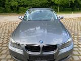 BMW 320d xDrive touring - - BMW 320 aus 2009: Kombi, 320d