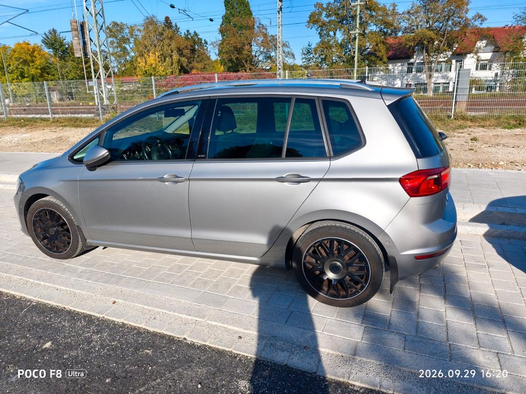 Image of Volkswagen Golf Sportsvan