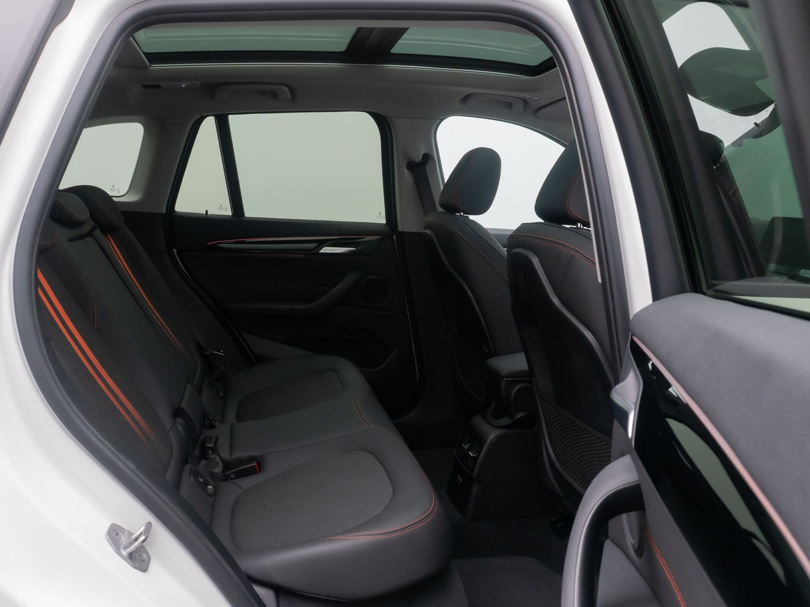 Fahrzeugabbildung BMW X1 xD25e Sport Line Kamera Alarm NaviPlus 18Zoll