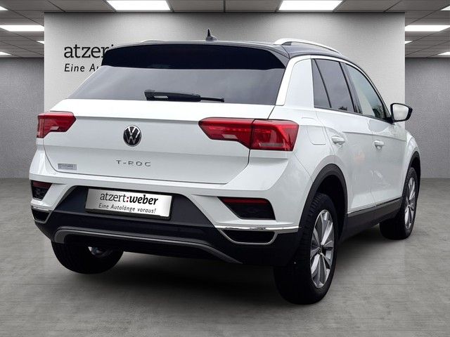 Fahrzeugabbildung Volkswagen T-Roc Style 1.5TSI Navi LED Kamera eleHeck 17"