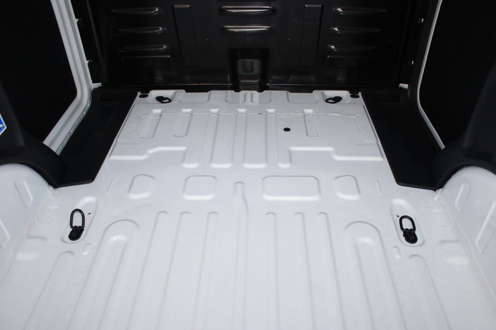 Fahrzeugabbildung Ford Transit Courier TREND Kasten KLIMA WinterPaket2
