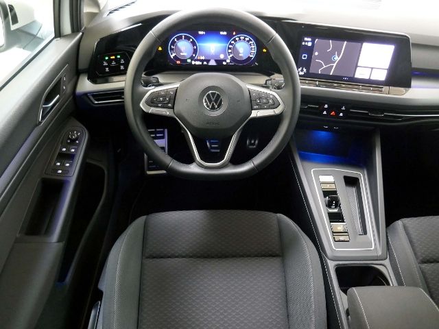 Fahrzeugabbildung Volkswagen Golf VIII "ACTIVE" 2.0 TDI | LED ACC Navi