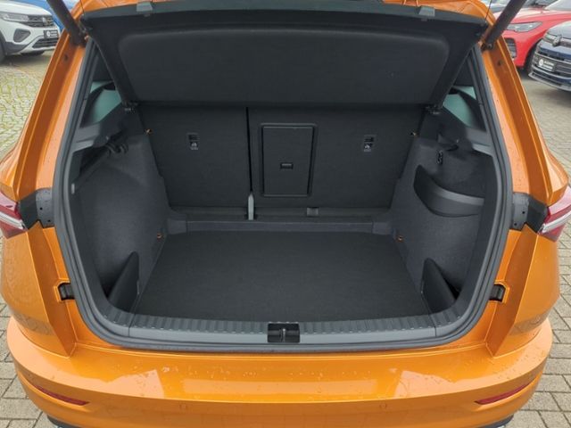 Fahrzeugabbildung SKODA Karoq 1.5 TSI DSG Sportline NAV AHK ELEKTR HECKK