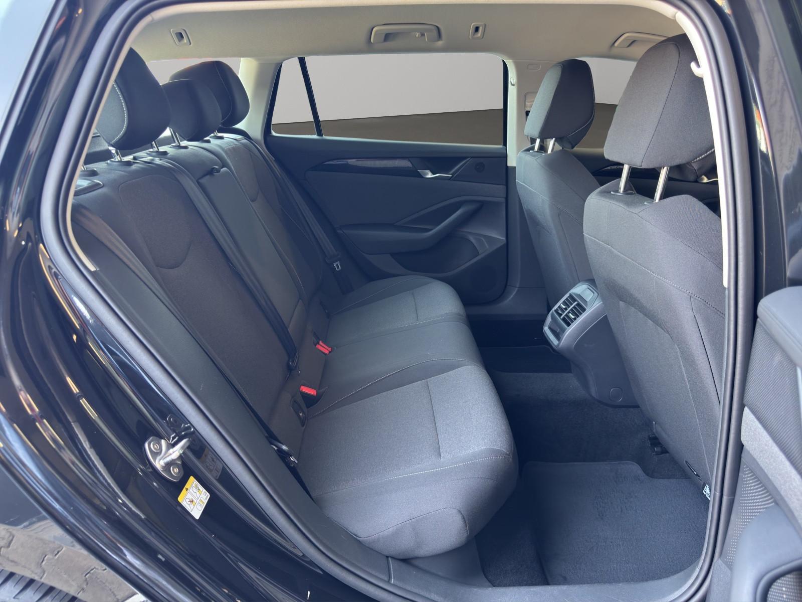 Volkswagen Passat 1.5 eTSI *LED*App-Connect*Kamera*, миниатюра 11