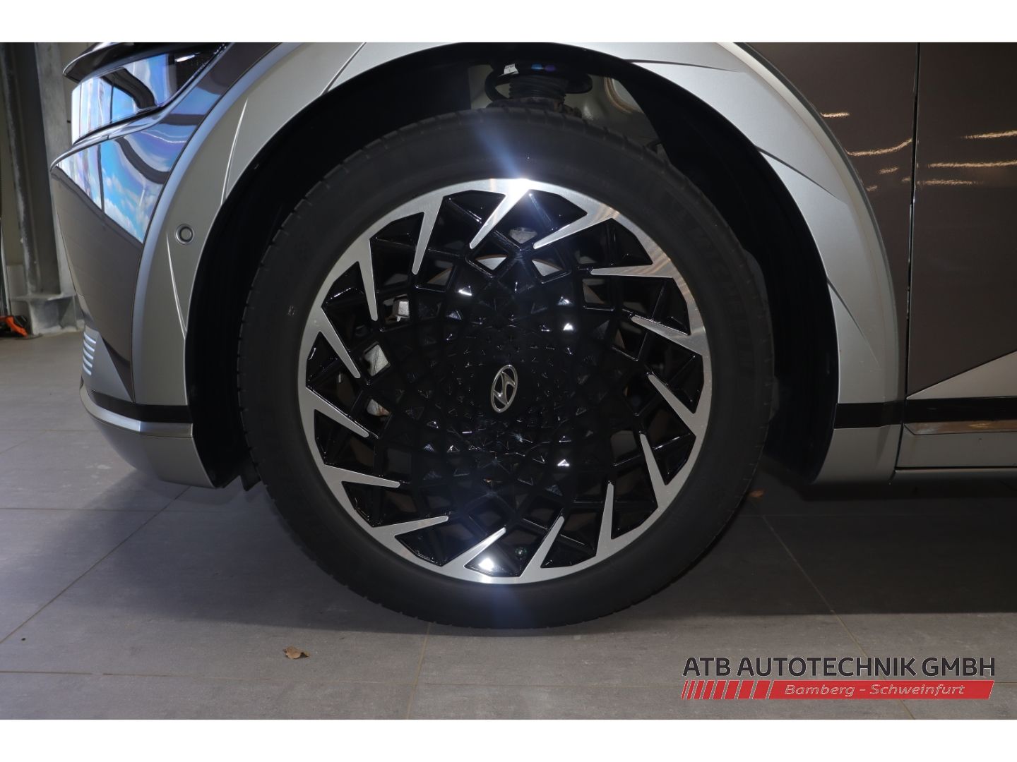 Fahrzeugabbildung Hyundai IONIQ 5 UNIQ 72,6 kWh 98,5% SOH Soundsystem PDCv