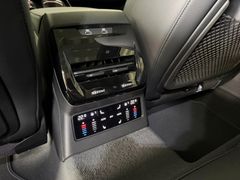 AUDI A6 Avant 3.0 TDI 220 kW edition one  VOLL/20% NL