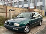 Volkswagen Wolkswagen Jetta-Vento 1.8 benzin automati... - Volkswagen Jetta: 1.8
