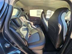 Fahrzeugabbildung ZOE Intens R135