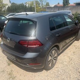Volkswagen Golf - 3