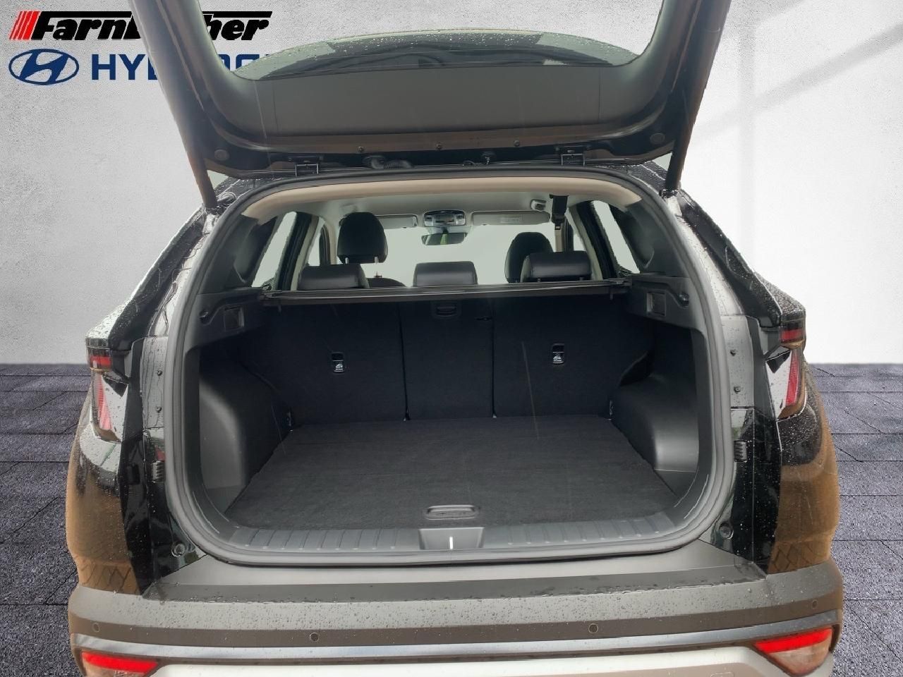 Fahrzeugabbildung Hyundai TUCSON Trend Hybrid 2WD + Design-Paket*