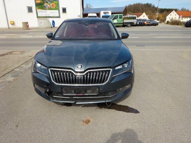 Skoda Superb Lim. L&K/Automatic/Euro 6/Leder