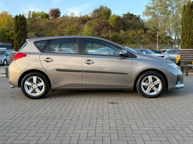 Toyota Auris  Cool