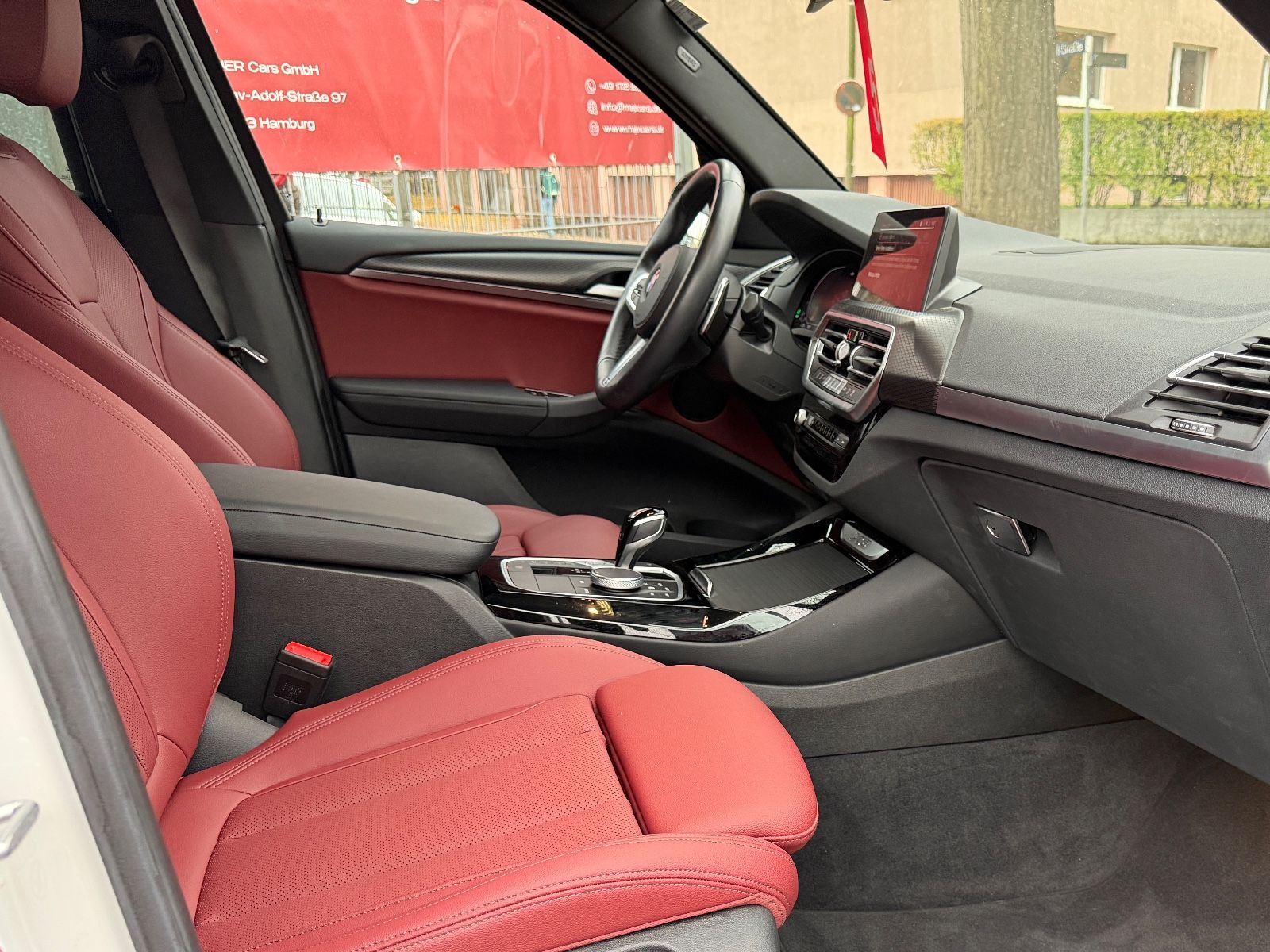 Fahrzeugabbildung BMW X3 xDrive 20i M Sport*LED*ROT*KAMERA*NAVI*SPORT