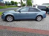 Audi A4 2011 (1.8 TFSI, 8 Gang Automatik) - Audi A4 mit Benzin-Antrieb: Limousine, 2.8