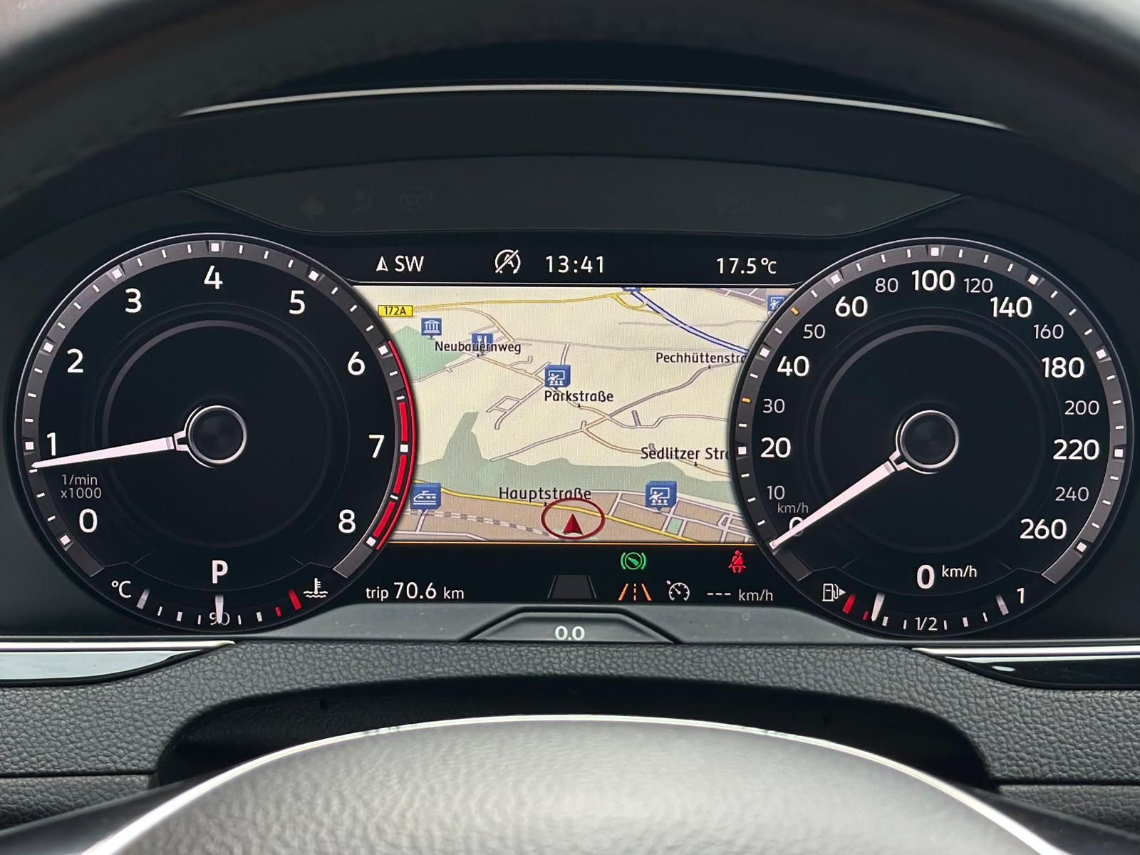 VW Passat Variant 2.0TSI ALLTRACK 4M* LPG#LED#AHK - Image 12