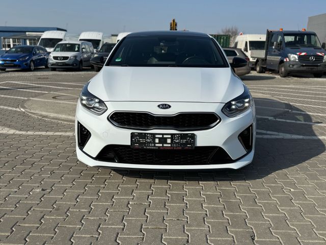 Kia pro cee'd / ProCeed