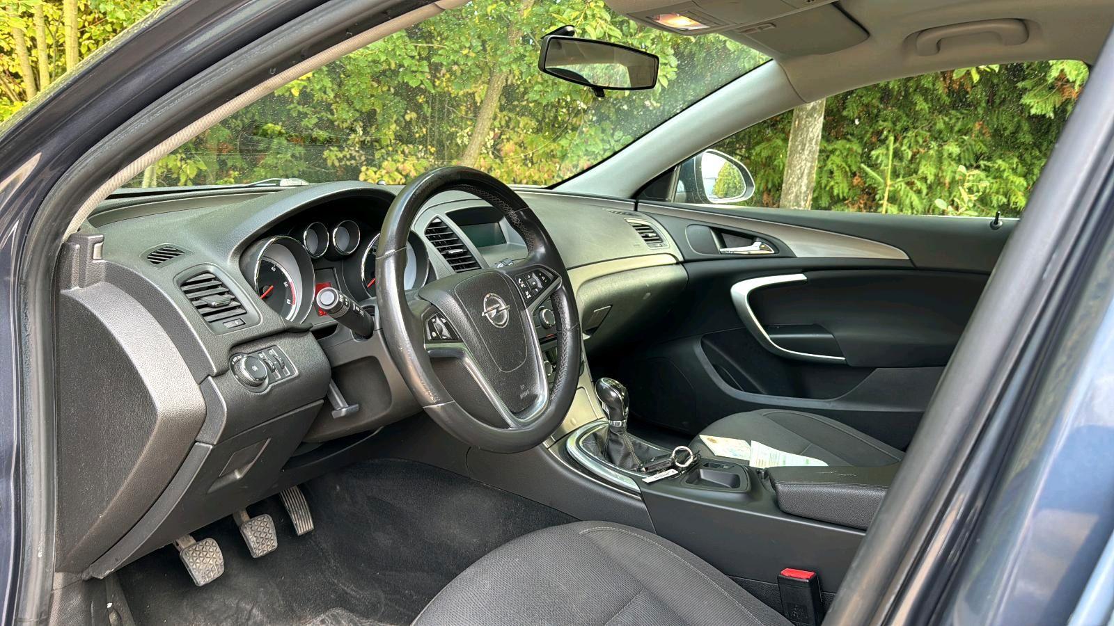 Opel Insignia 2010 — photo 5