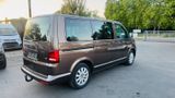 Volkswagen T5 Multivan Highline AUTOMATIK/LEDER/AHK/SCHDACH - Volkswagen T5 Transporter in Frankfurt (Main)