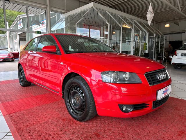 Audi A3 2.0 FSI Ambiente+AHK+XENON+