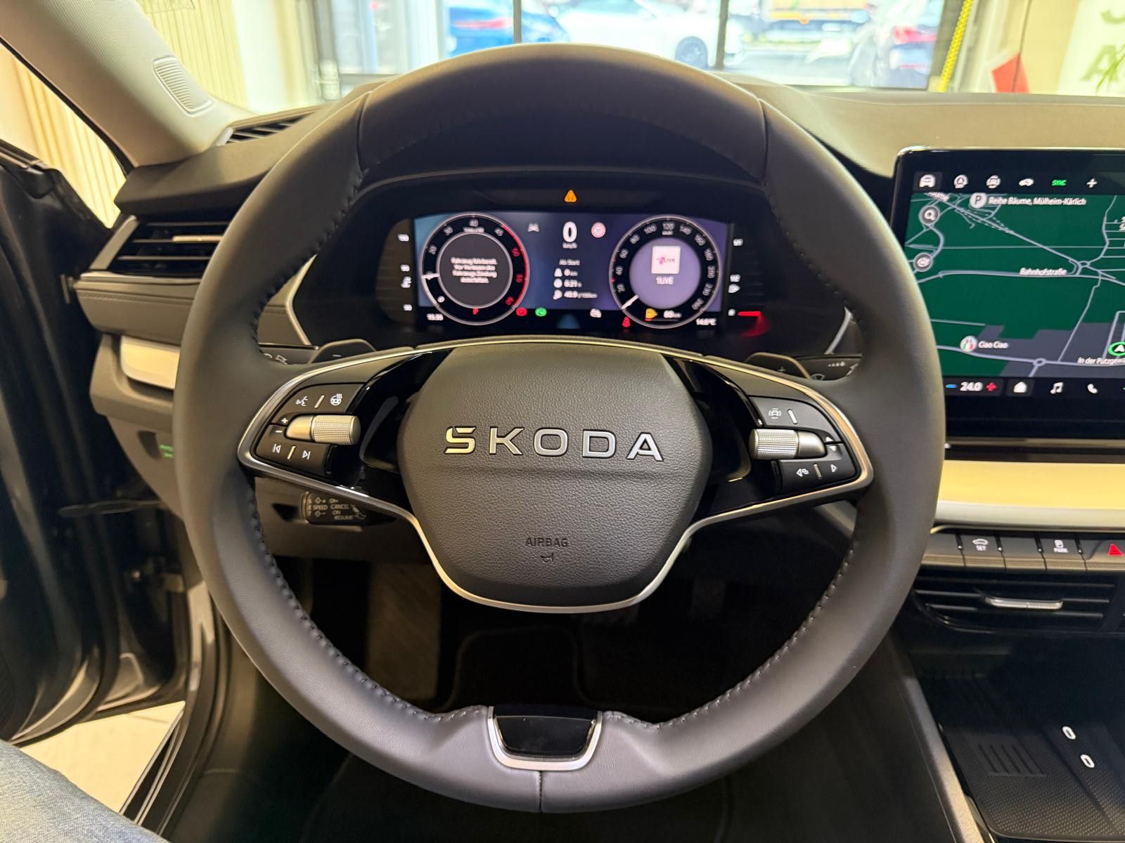 Fahrzeugabbildung SKODA Octavia Combi 2.0 TDI 110 kW Selection / AHK/LED