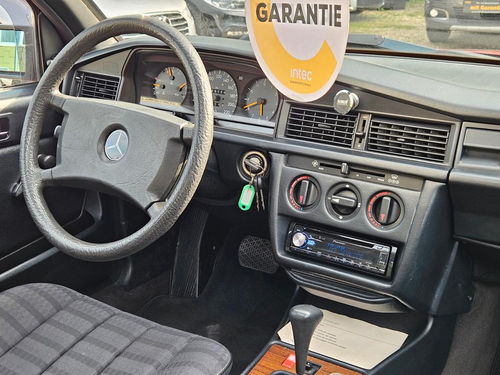 Mercedes-Benz 190