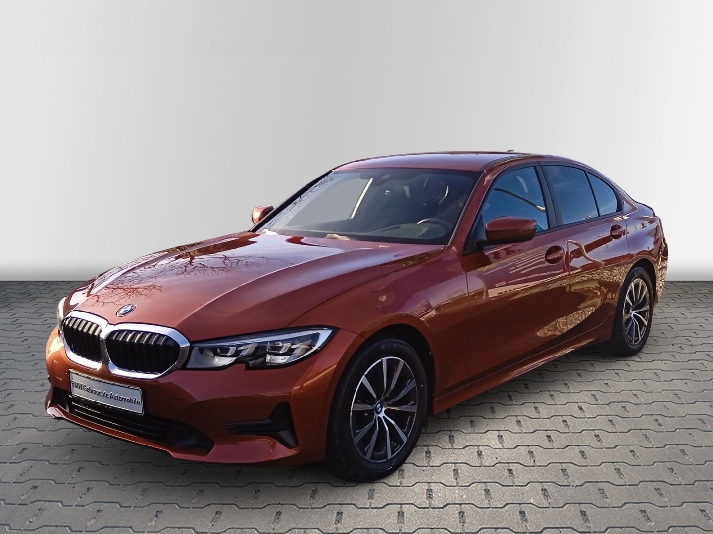 BMW 318 i Limousine Aut. SPORTSITZE+DAB+NAVI+TEMPOMA foto 2