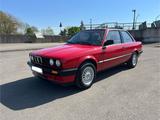 BMW E30 316i  2/3-Türer - BMW 316 aus 1989: 316i