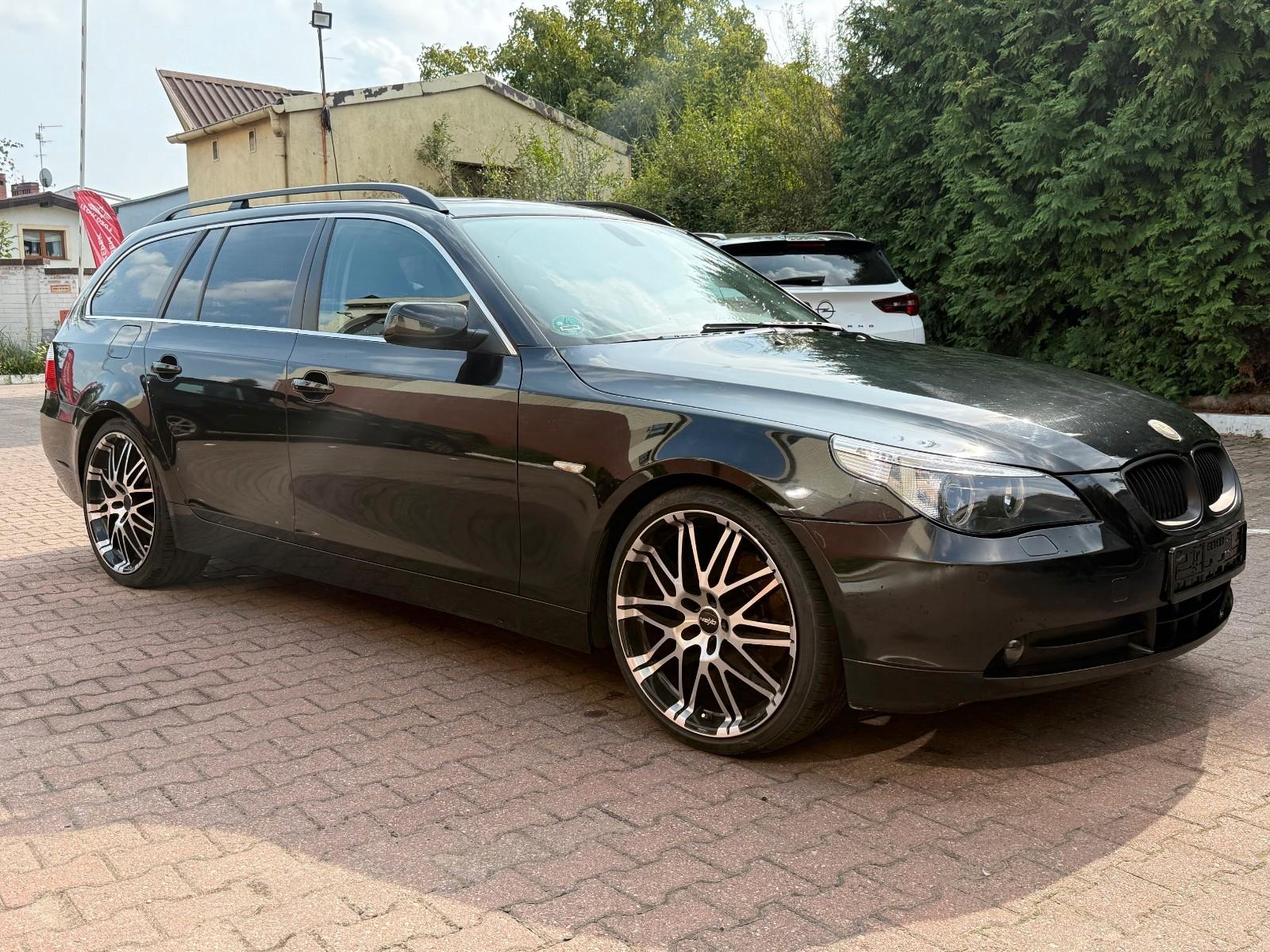 BMW 523i A touring