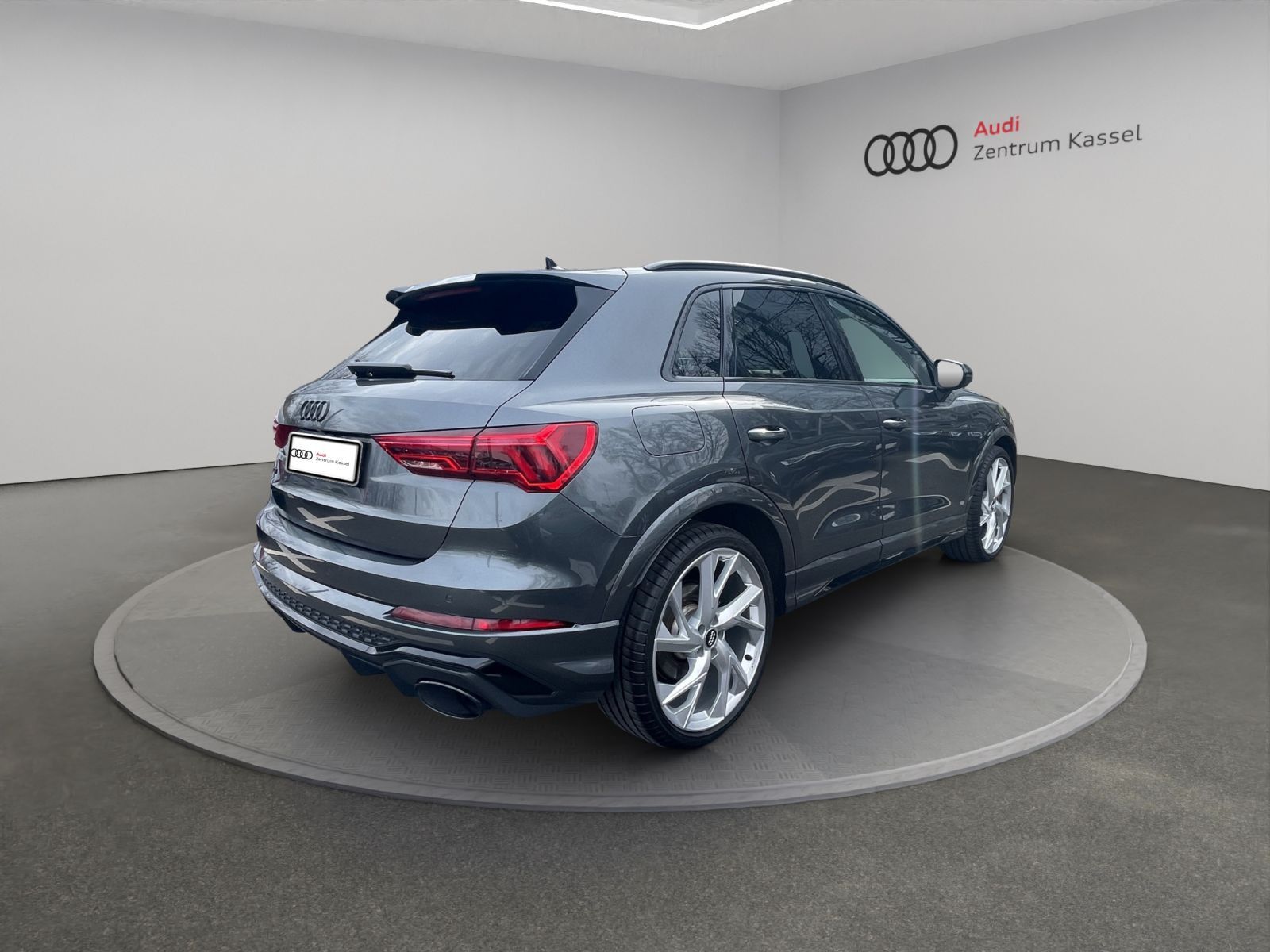Audi RSQ3 - Bild 8