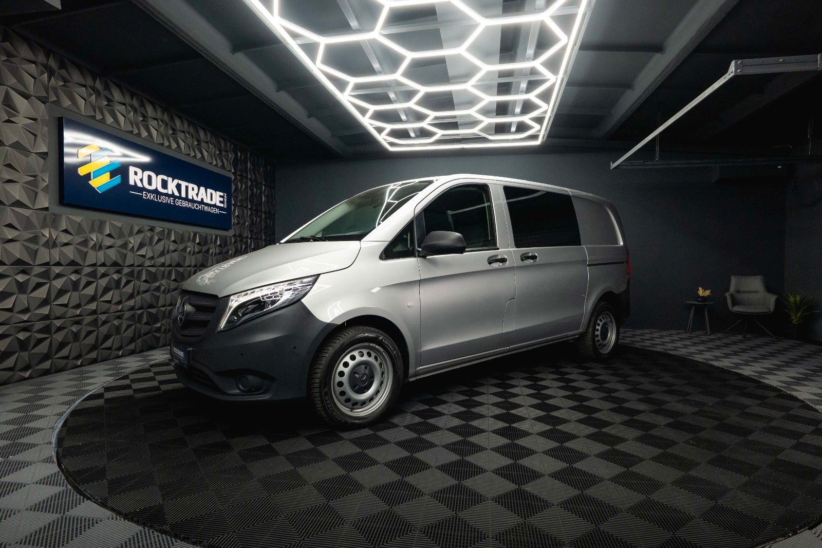 Fahrzeugabbildung Mercedes-Benz Vito Mixto 119 CDI 4MATIC kompakt *LED*Kamera*